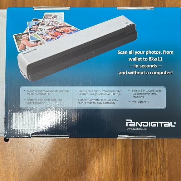 New Pandigital Personal Photo Scanner/Converter - Picture 3 of 6
